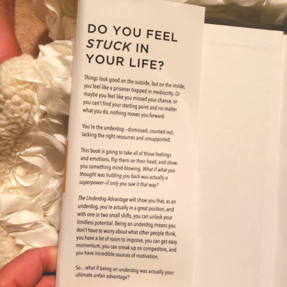 The Underdog Advantage, by Dean Graziosi Book - Picture 2 of 4